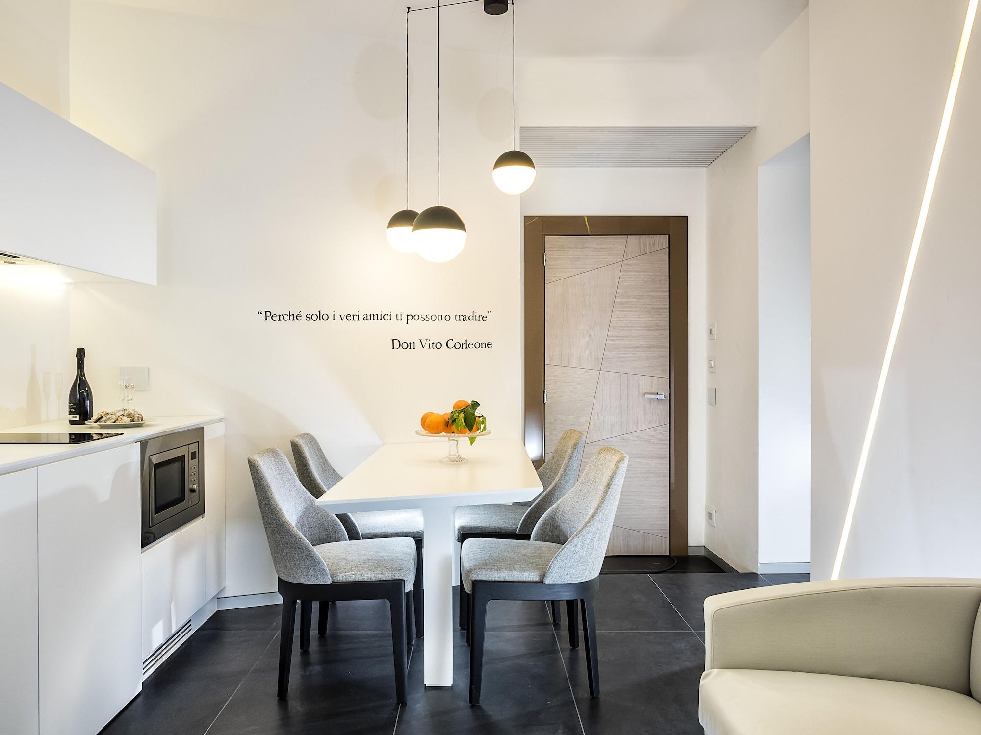 Duomo Suites & Spa คาตาเนีย ภายนอก รูปภาพ