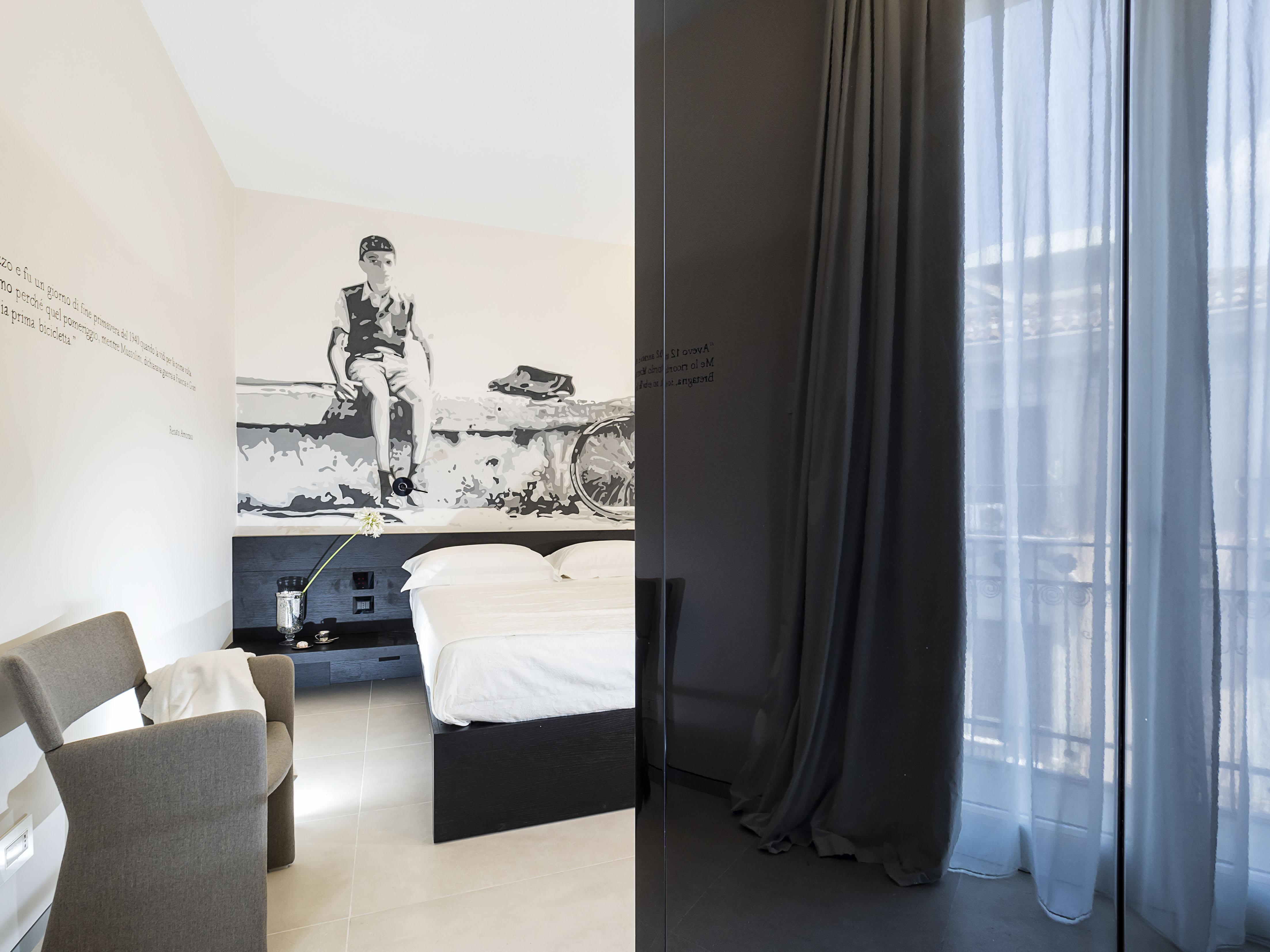 Duomo Suites & Spa คาตาเนีย ภายนอก รูปภาพ
